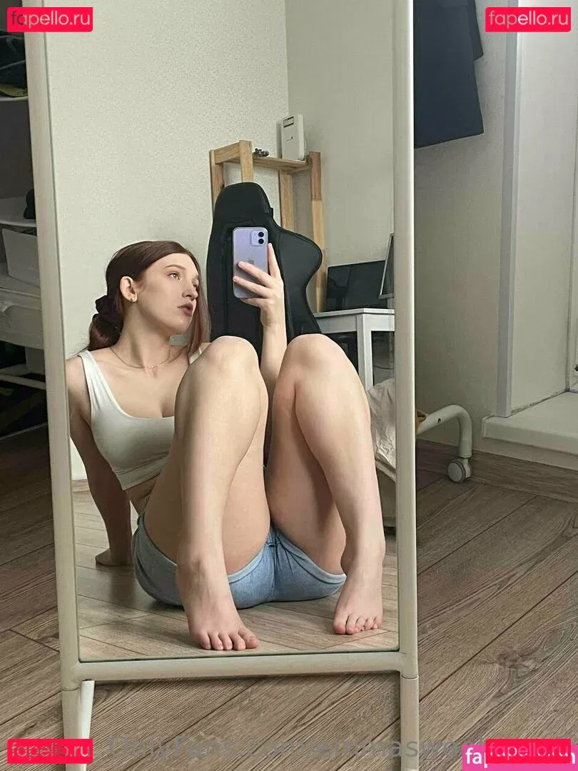 emmasweetness1 Onlyfans Photo Gallery 