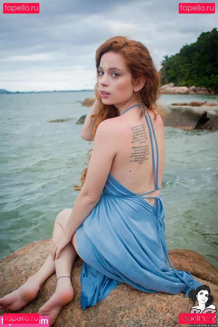 Aria.x Onlyfans Photo Gallery 