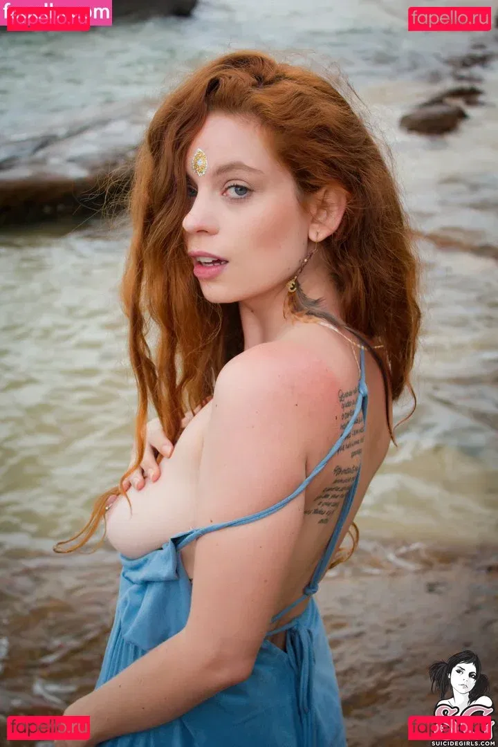 Aria.x Onlyfans Photo Gallery 