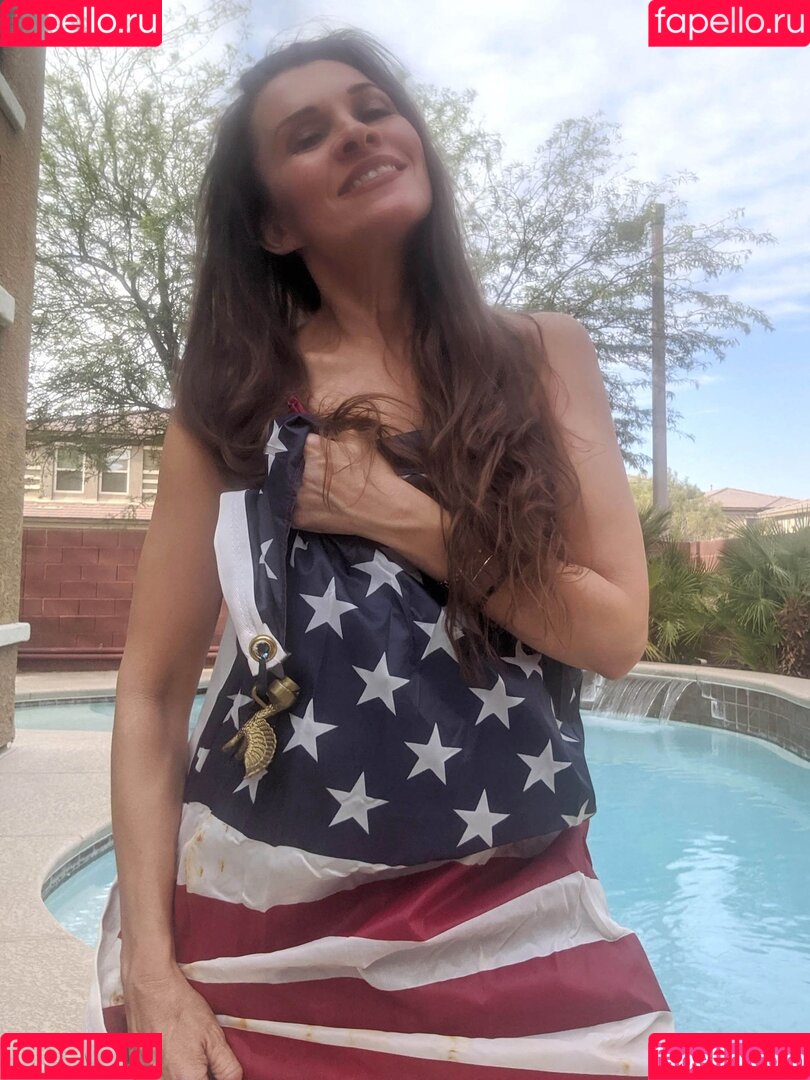 Alicia Arden Nude Onlyfans Photo 17