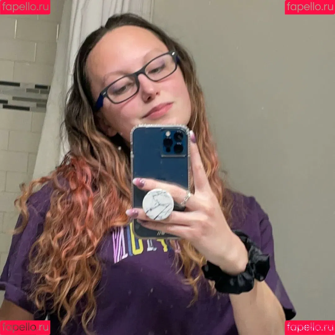 MuscleMommy002 Onlyfans Photo Gallery 