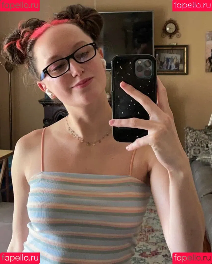 MuscleMommy002 Onlyfans Photo Gallery 