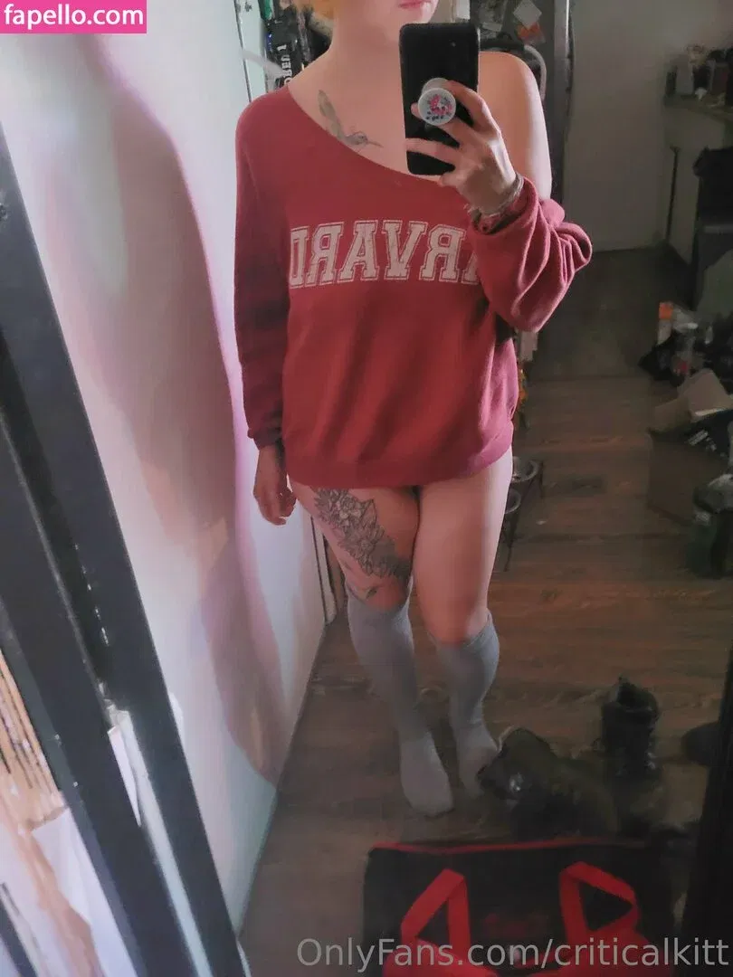 criticalkitt Onlyfans Photo Gallery 