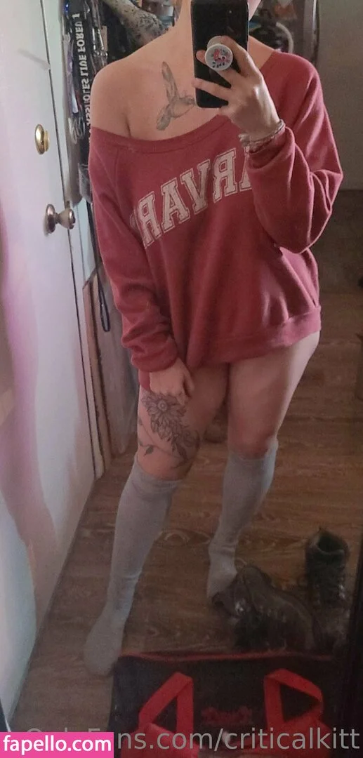 criticalkitt Onlyfans Photo Gallery 