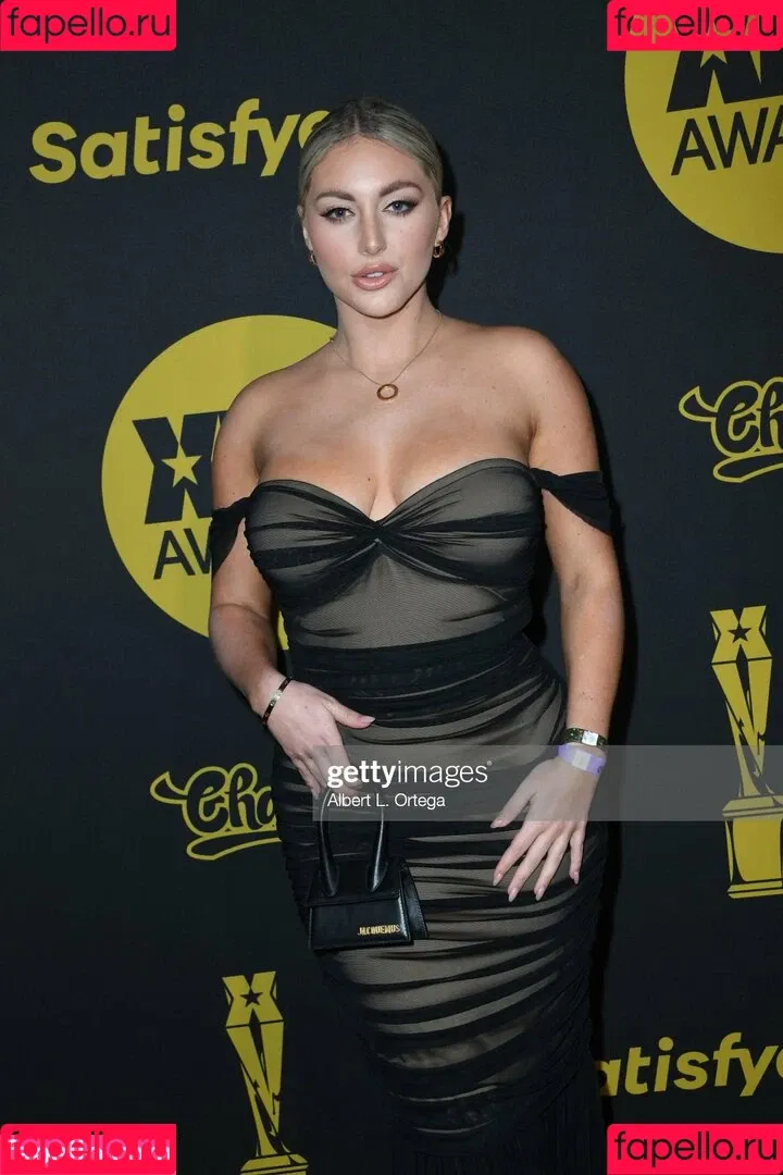 Kayley Gunner Onlyfans Photo Gallery 