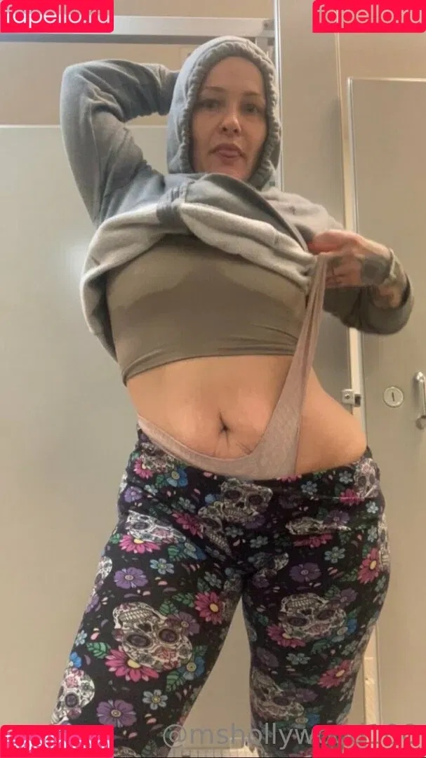 mshollywood100free Onlyfans Photo Gallery 