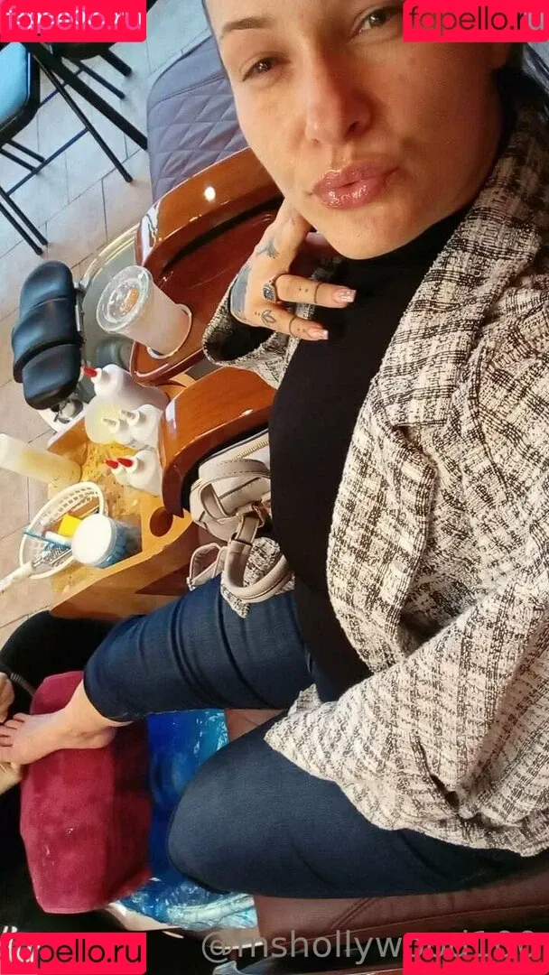 mshollywood100free Onlyfans Photo Gallery 