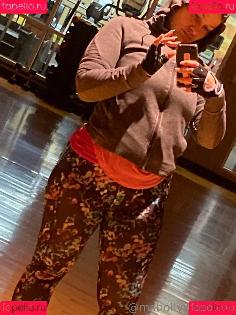 mshollywood100free Onlyfans Photo Gallery 