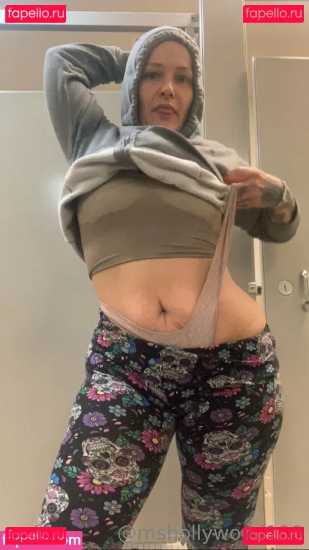 mshollywood100free Onlyfans Photo Gallery 