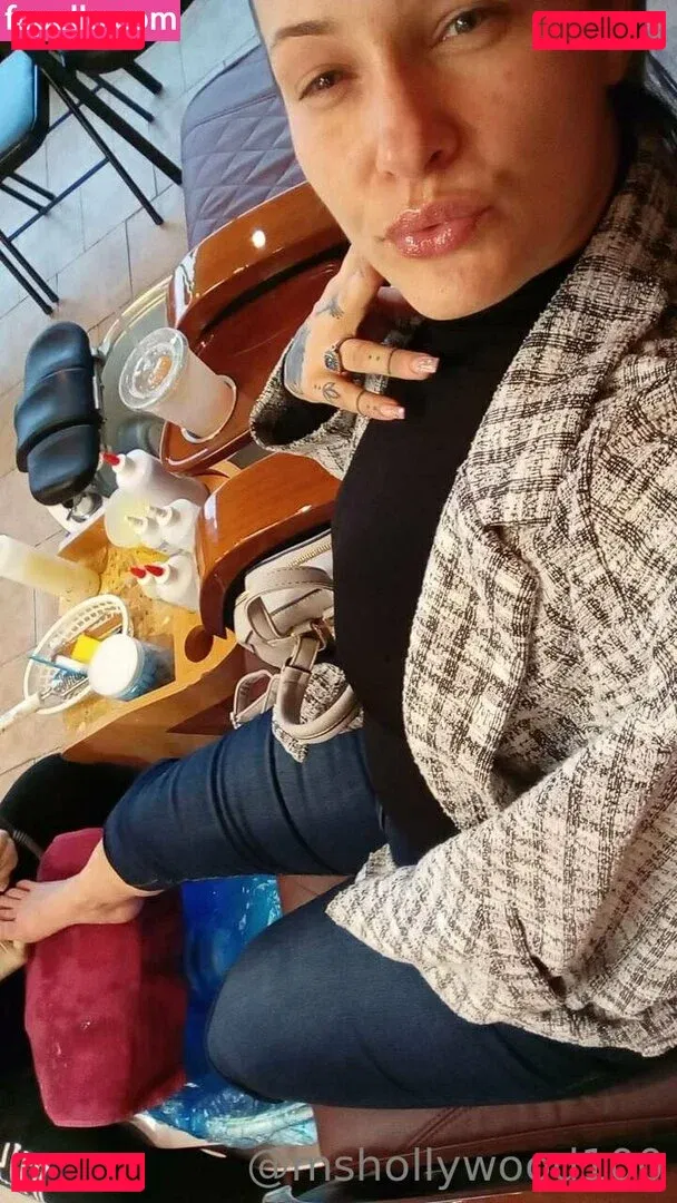 mshollywood100free Onlyfans Photo Gallery 