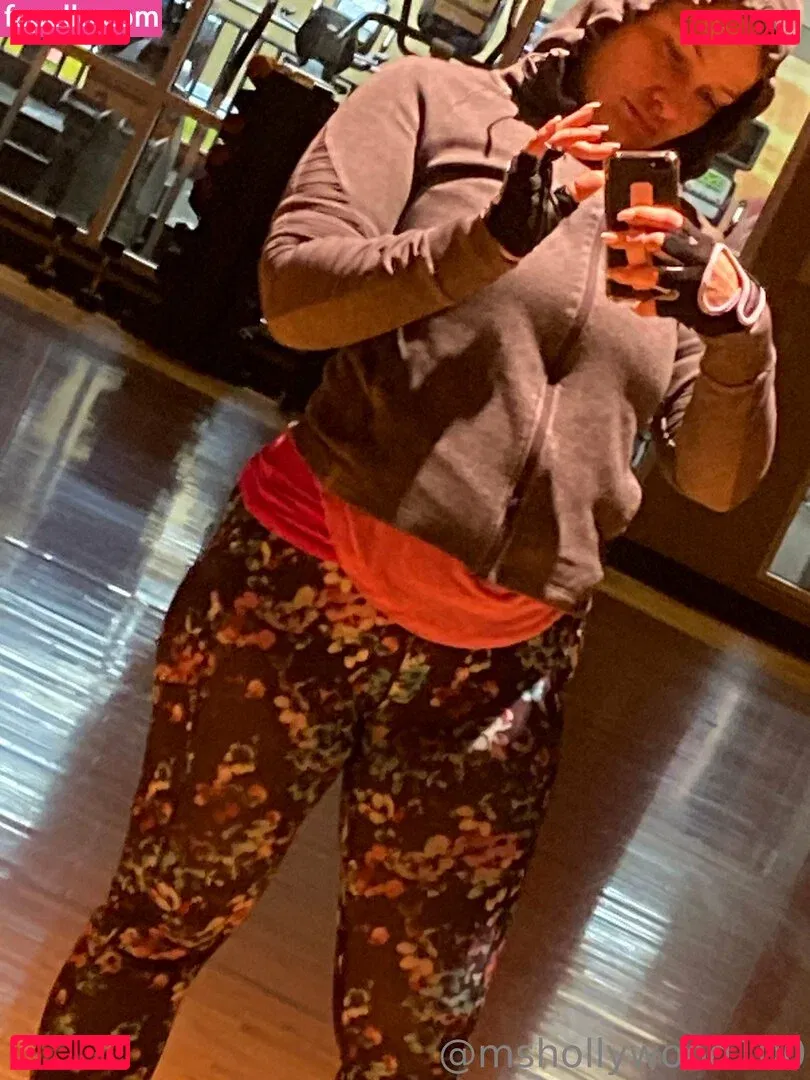 mshollywood100free Onlyfans Photo Gallery 