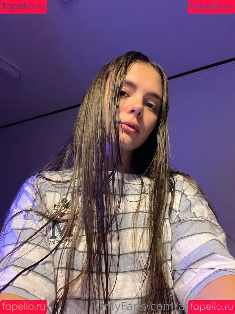 Apofigeaa Onlyfans Photo Gallery 
