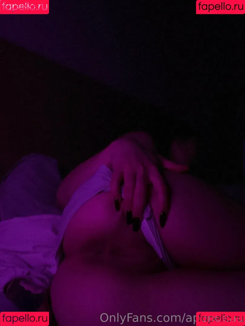 Apofigeaa Onlyfans Photo Gallery 