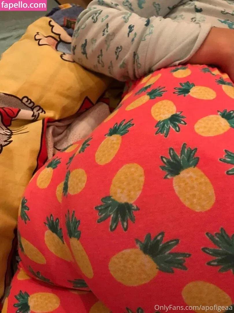 Apofigeaa Onlyfans Photo Gallery 