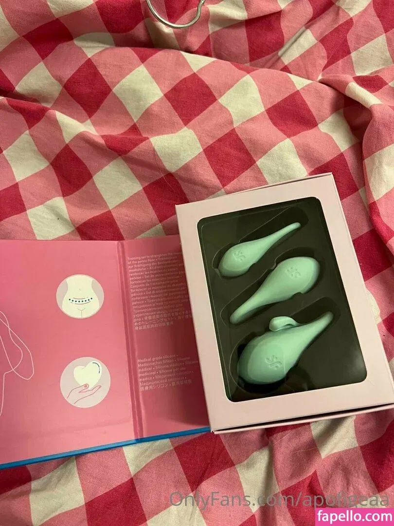 Apofigeaa Onlyfans Photo Gallery 