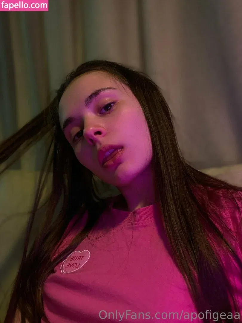 Apofigeaa Onlyfans Photo Gallery 