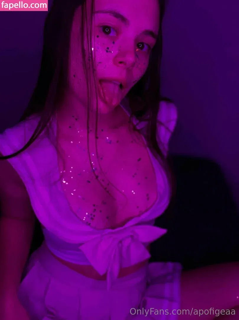 Apofigeaa Onlyfans Photo Gallery 