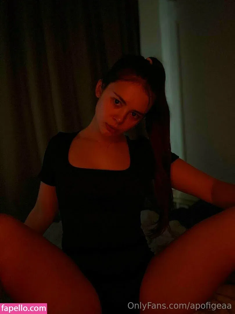 Apofigeaa Onlyfans Photo Gallery 