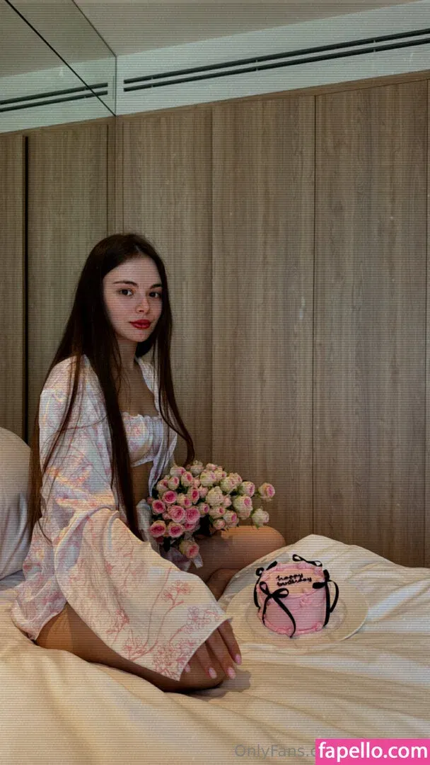 Apofigeaa Onlyfans Photo Gallery 