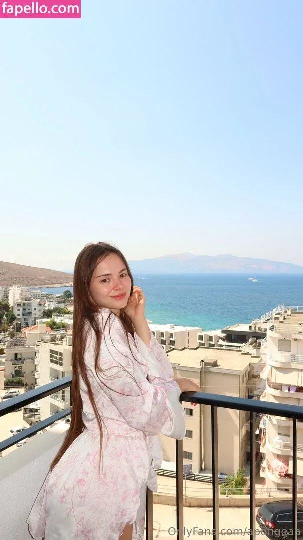 Apofigeaa Onlyfans Photo Gallery 