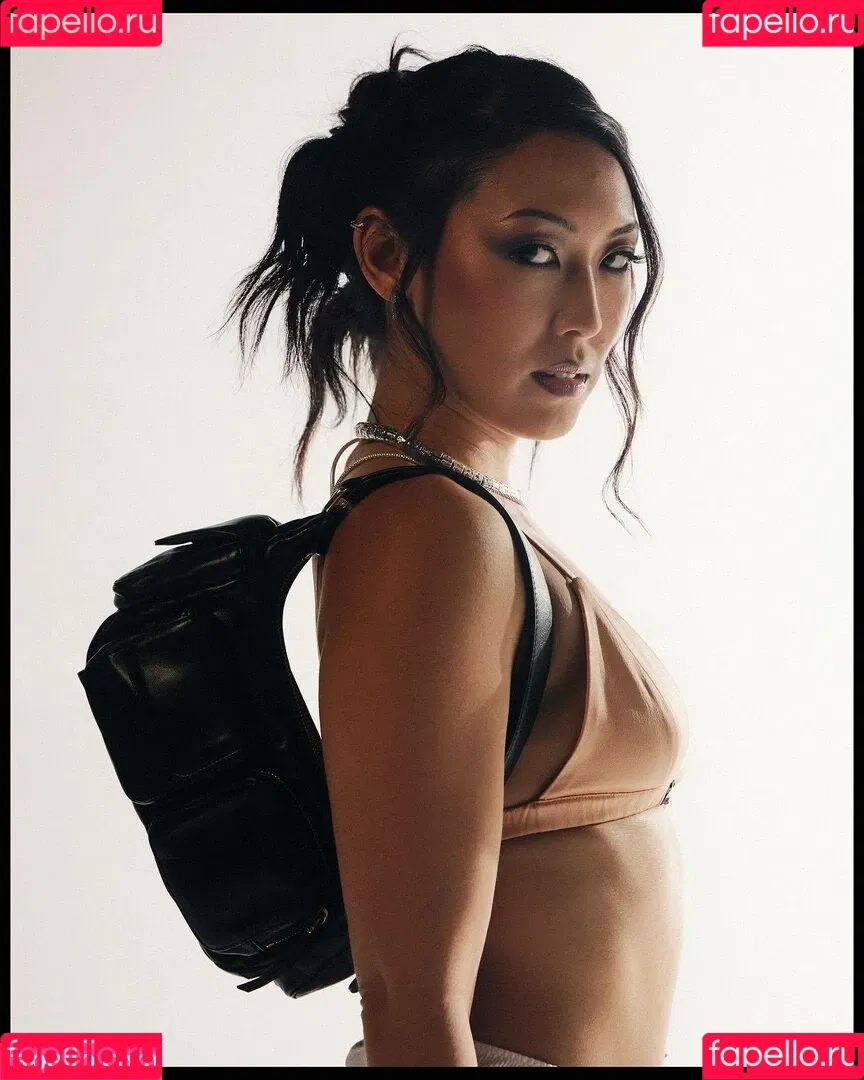 Ana Hikari Onlyfans Photo Gallery 