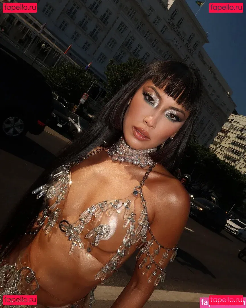 Ana Hikari Onlyfans Photo Gallery 