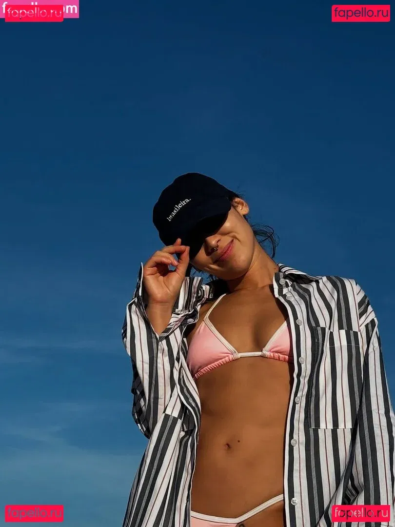 Ana Hikari Onlyfans Photo Gallery 