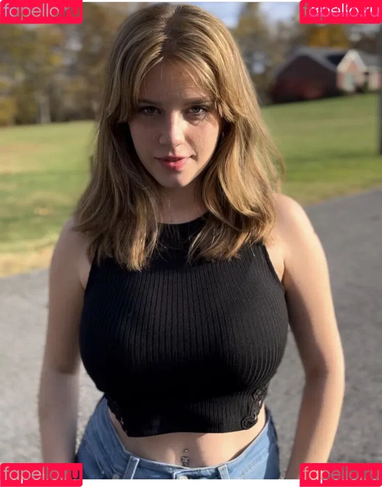 Haley Z Onlyfans Photo Gallery 
