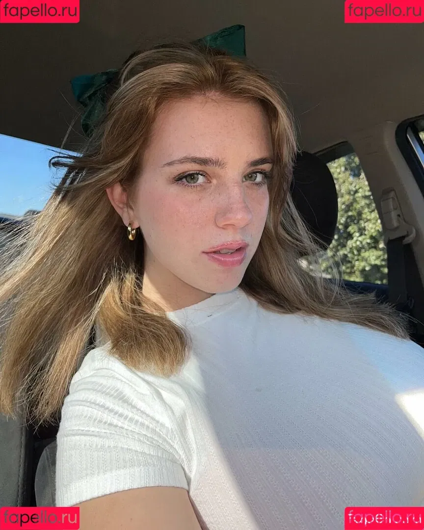 Haley Z Onlyfans Photo Gallery 