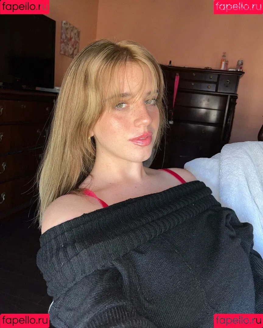 Haley Z Onlyfans Photo Gallery 