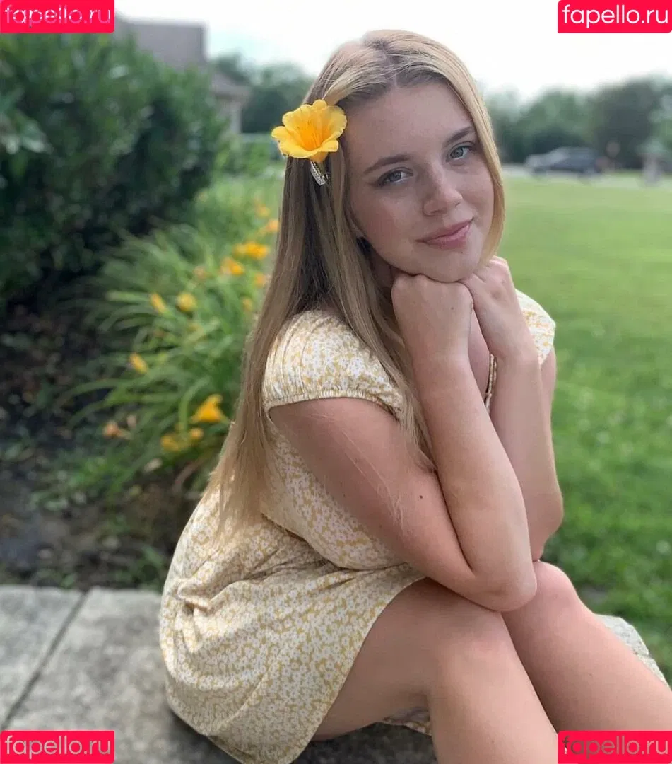Haley Z Onlyfans Photo Gallery 