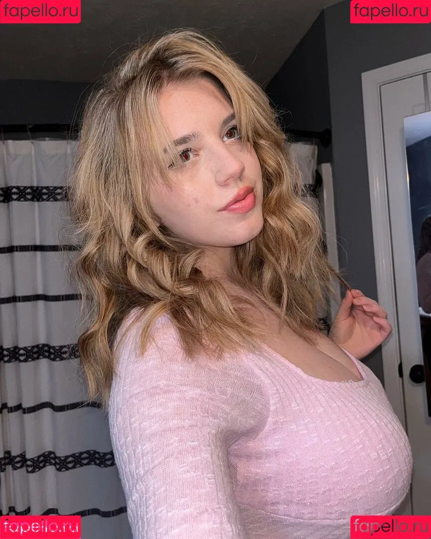 Haley Z Onlyfans Photo Gallery 
