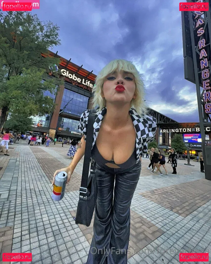 foreverferra Onlyfans Photo Gallery 