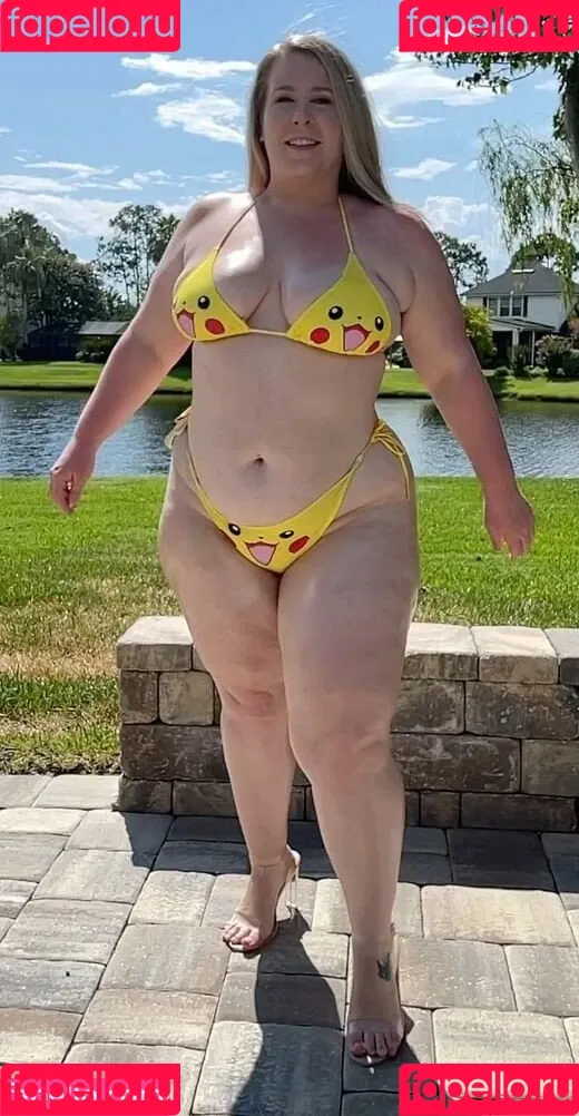 MzPoke Onlyfans Photo Gallery 