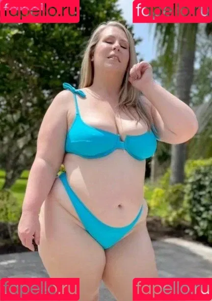 MzPoke Onlyfans Photo Gallery 