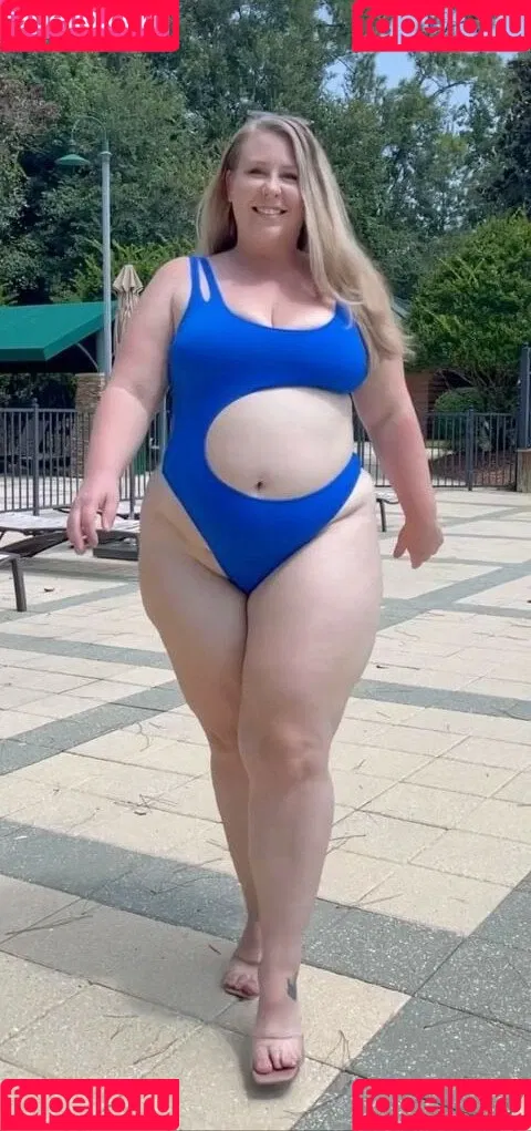 MzPoke Onlyfans Photo Gallery 