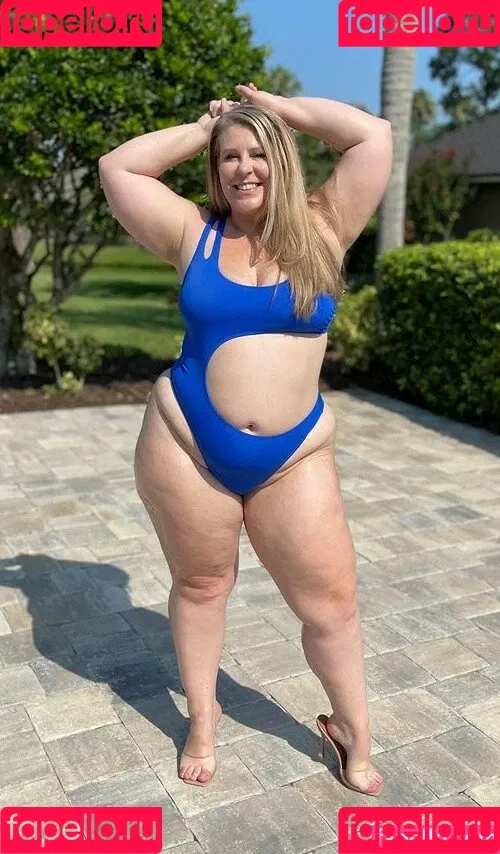 MzPoke Onlyfans Photo Gallery 