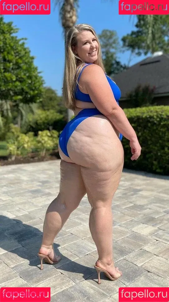MzPoke Onlyfans Photo Gallery 