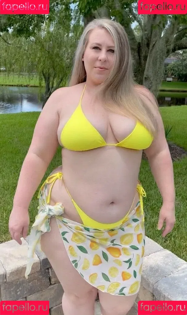 MzPoke Onlyfans Photo Gallery 
