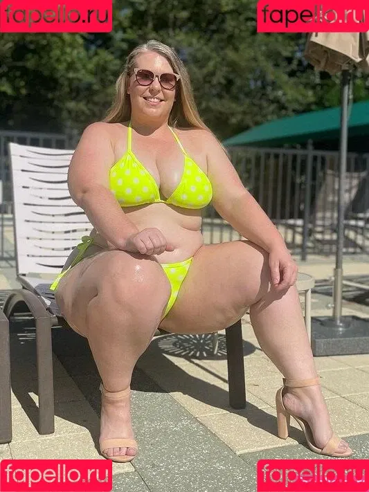 MzPoke Onlyfans Photo Gallery 