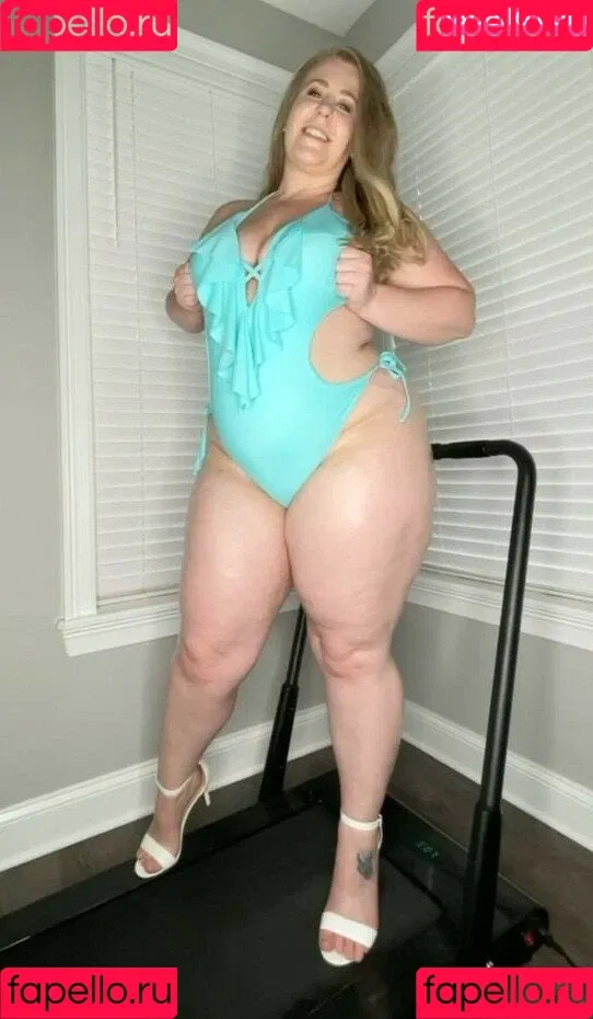 MzPoke Onlyfans Photo Gallery 