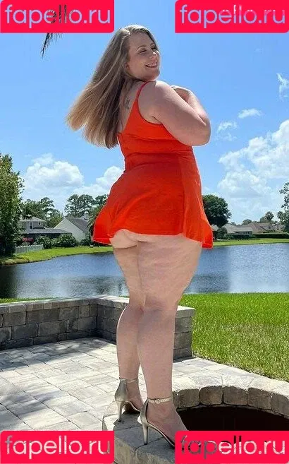 MzPoke Onlyfans Photo Gallery 