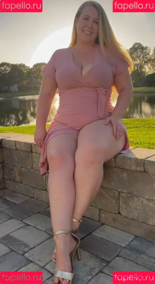 MzPoke Onlyfans Photo Gallery 