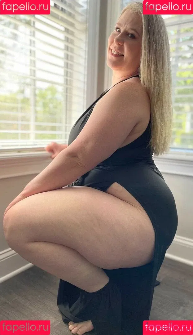 MzPoke Onlyfans Photo Gallery 