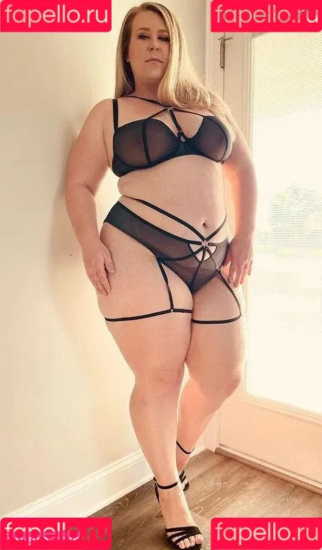 MzPoke Onlyfans Photo Gallery 
