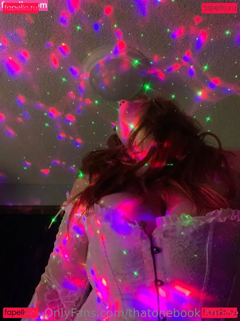 thebookishhoe Onlyfans Photo Gallery 