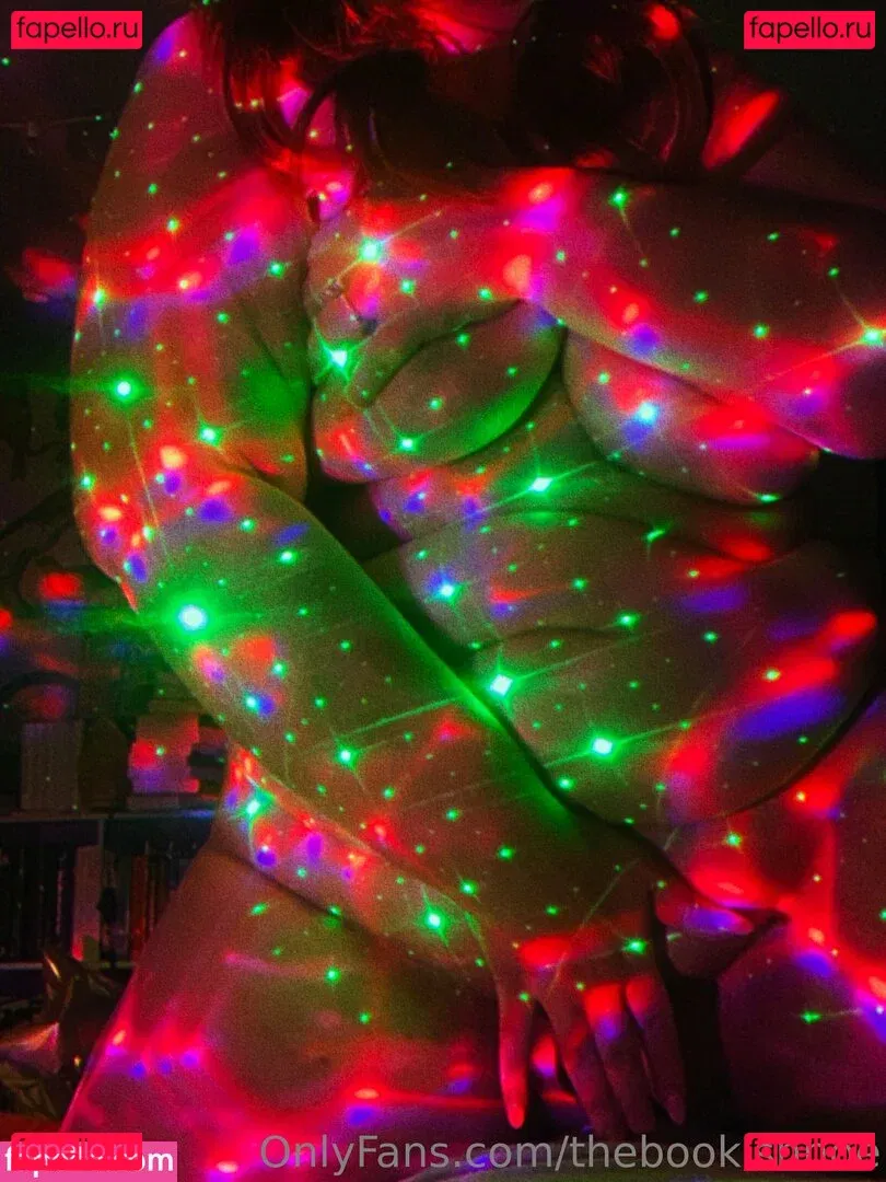 thebookishhoe Onlyfans Photo Gallery 