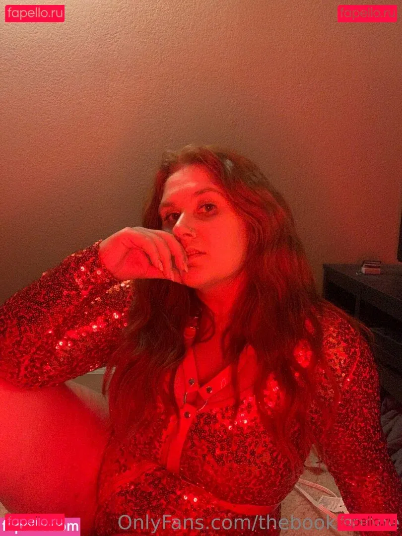 thebookishhoe Onlyfans Photo Gallery 