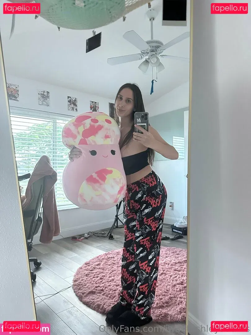 iwantashleyadams Onlyfans Photo Gallery 