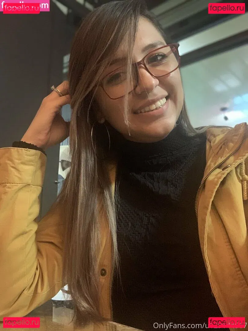 yitsitaxo Onlyfans Photo Gallery 